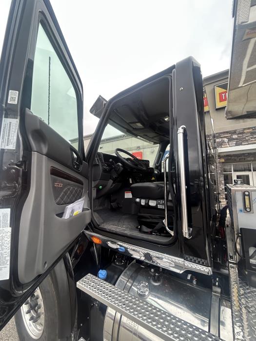 2026 International HX620-13