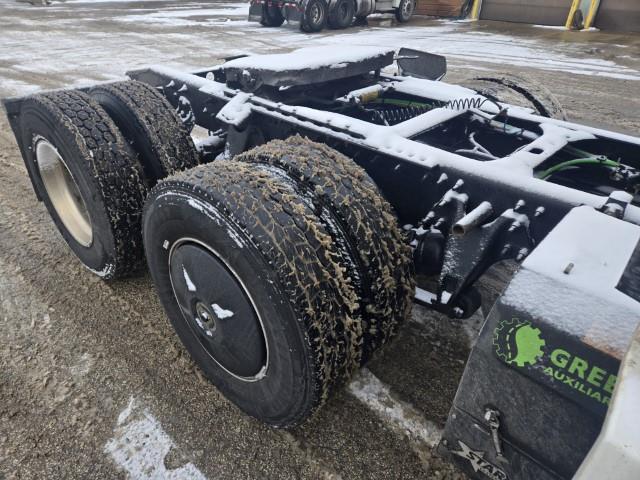 2022 International LT625-19