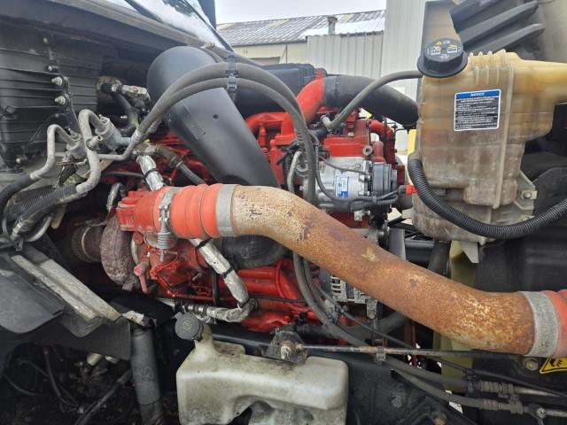 2022 International LT625-26