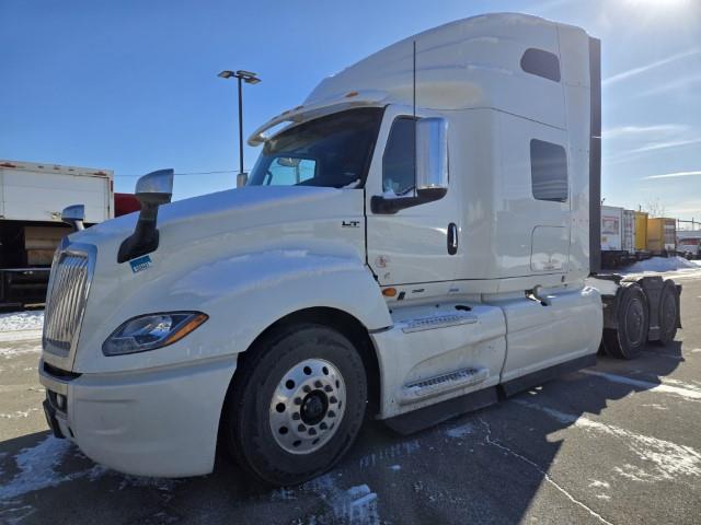 2022 International LT625-1
