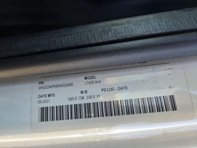 2022 International LT625-27