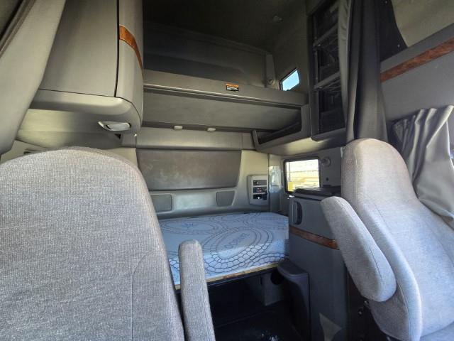 2022 International LT625-9