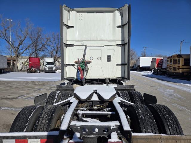 2022 International LT625-5