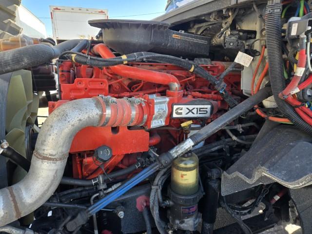 2022 International LT625-24