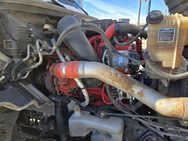 2022 International LT625-26