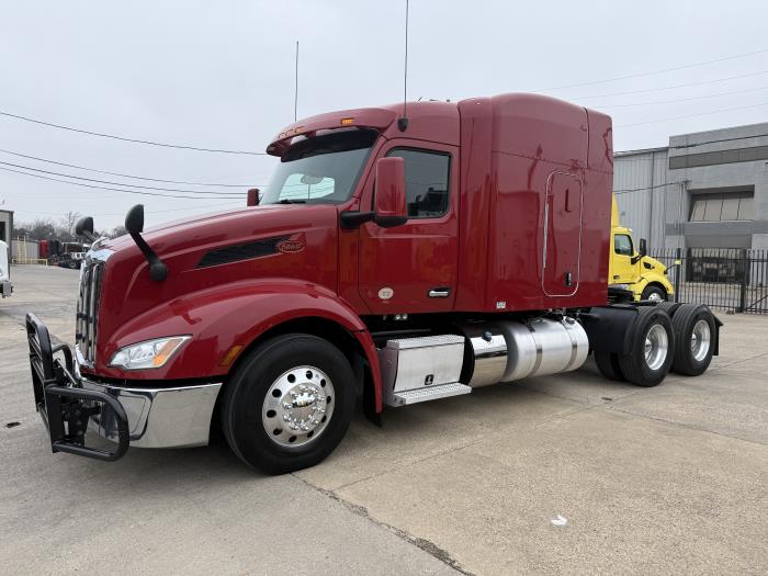 2022 Peterbilt 579-1