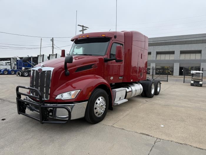 2022 Peterbilt 579-18
