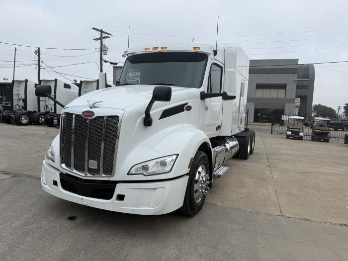 2022 Peterbilt 579-21