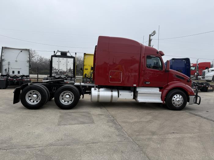 2022 Peterbilt 579-2