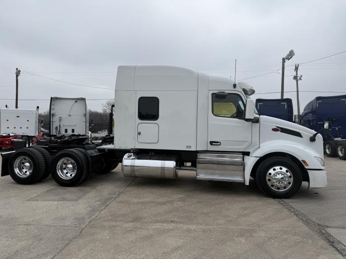 2022 Peterbilt 579-29