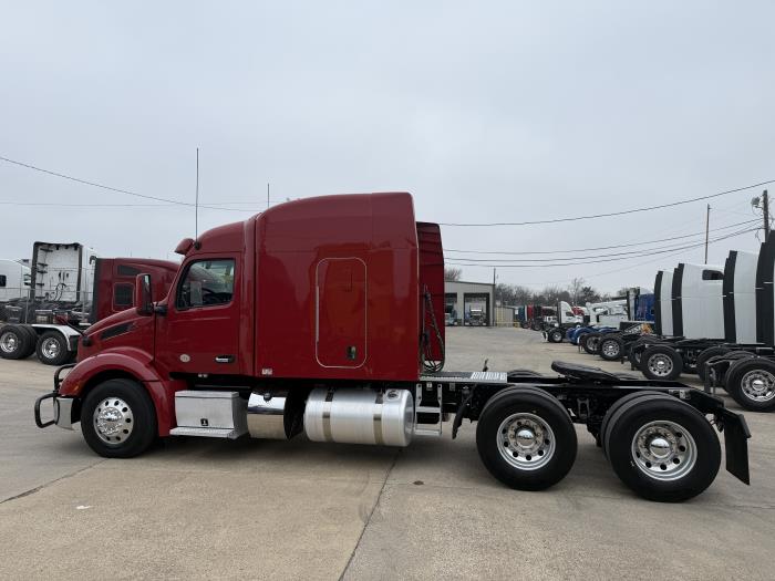 2022 Peterbilt 579-40