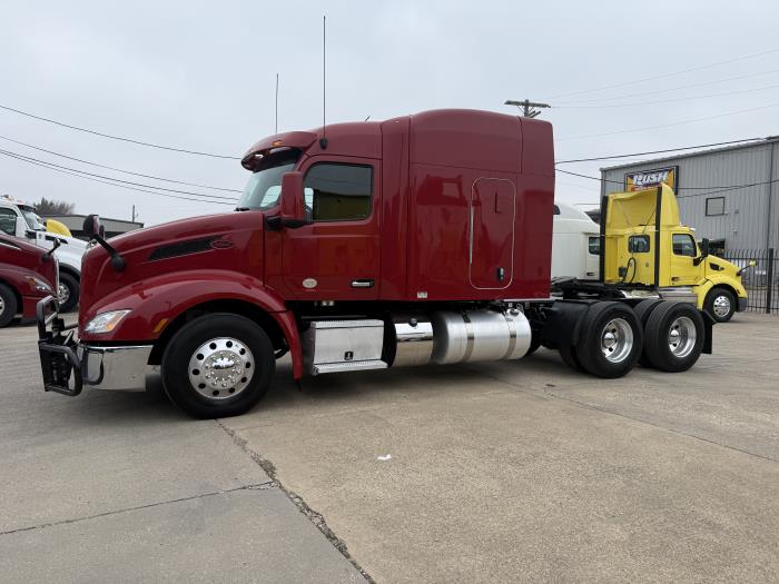 2022 Peterbilt 579-42