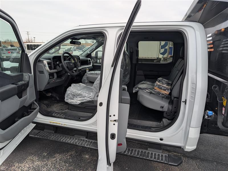 2026 Ford F-450 Crew Cab DRW 4x4 Crysteel Dump Truck for sale #1942639 - photo 9