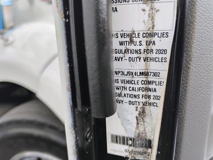 2020 Peterbilt 348-10