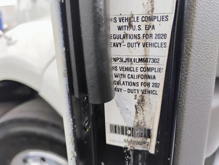 2020 Peterbilt 348-11