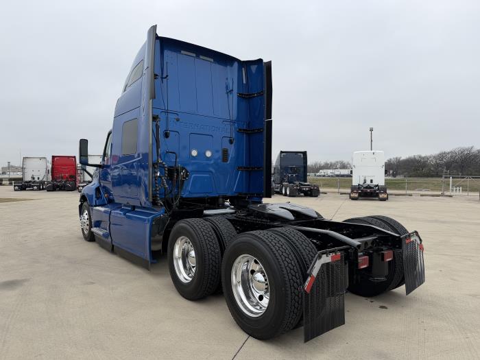 2022 International LT625-7