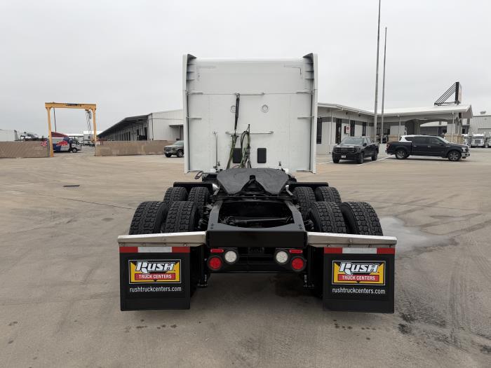 2022 Peterbilt 579-4