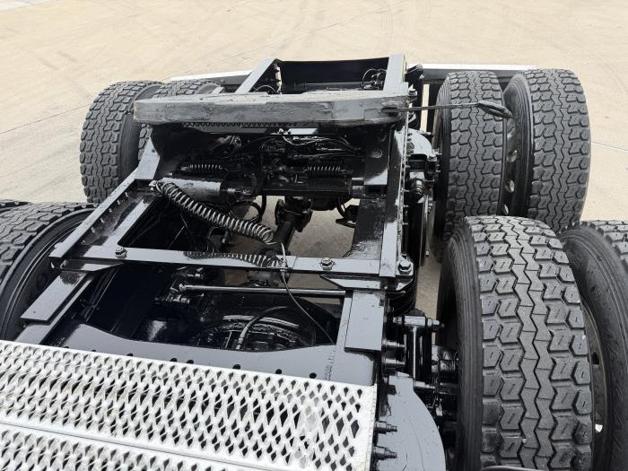 2022 Peterbilt 579-14