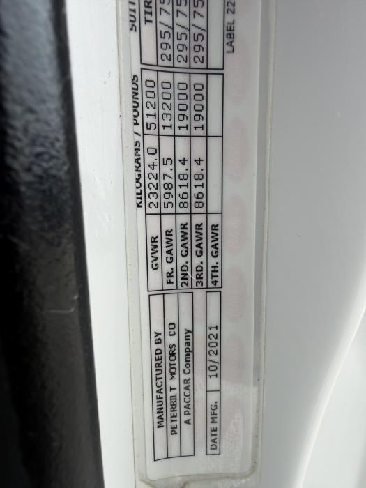 2022 Peterbilt 579-26