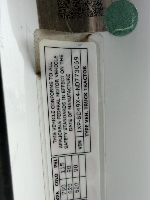 2022 Peterbilt 579-27