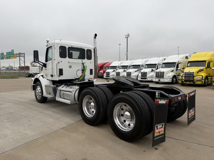 2020 Peterbilt 567-3