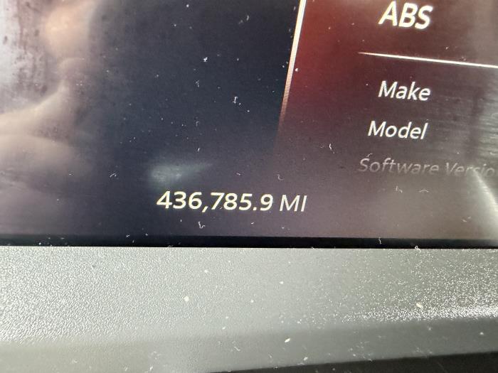 2022 Peterbilt 579-37