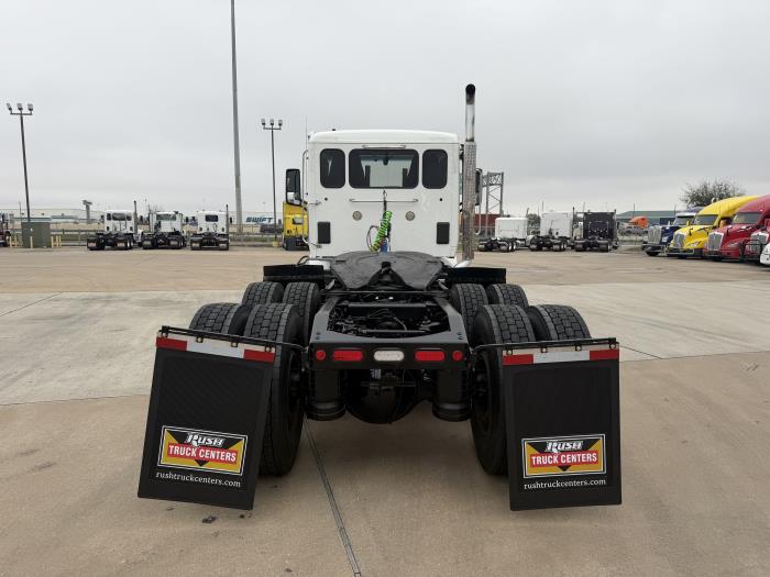 2020 Peterbilt 567-4