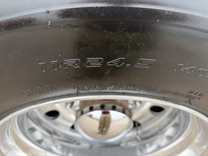 2020 Peterbilt 567-9