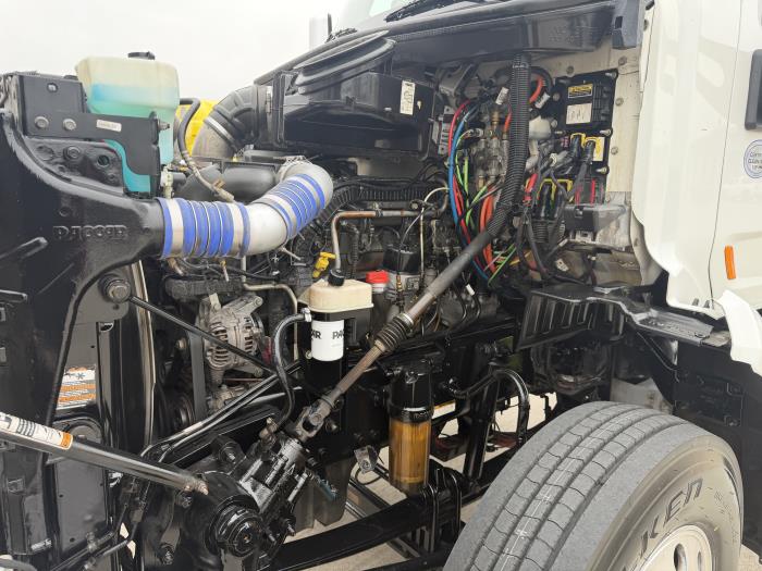 2020 Peterbilt 567-16