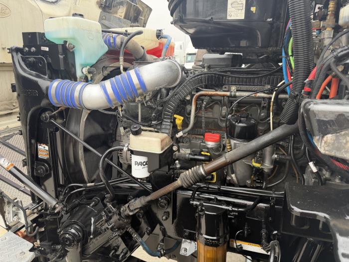 2020 Peterbilt 567-17