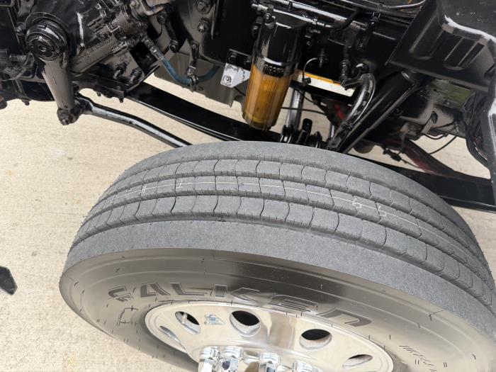 2020 Peterbilt 567-18