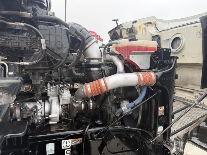 2020 Peterbilt 567-20