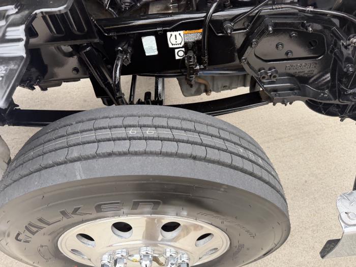 2020 Peterbilt 567-21