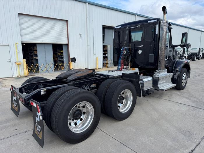 2022 Peterbilt 567-5