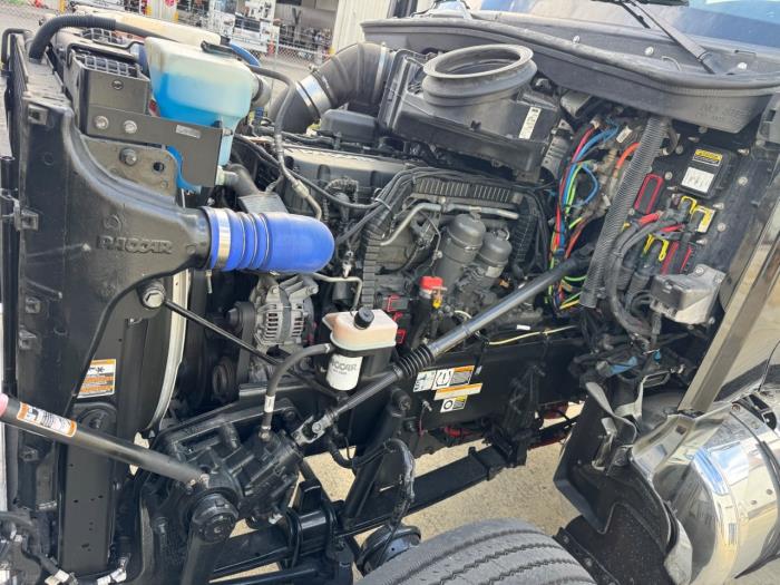 2022 Peterbilt 567-10