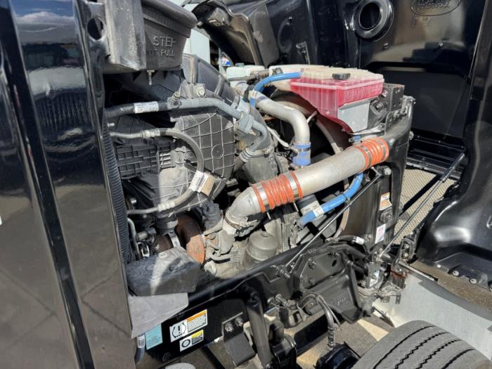 2022 Peterbilt 567-15