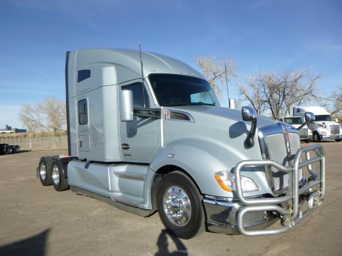 2022 Kenworth T680-2