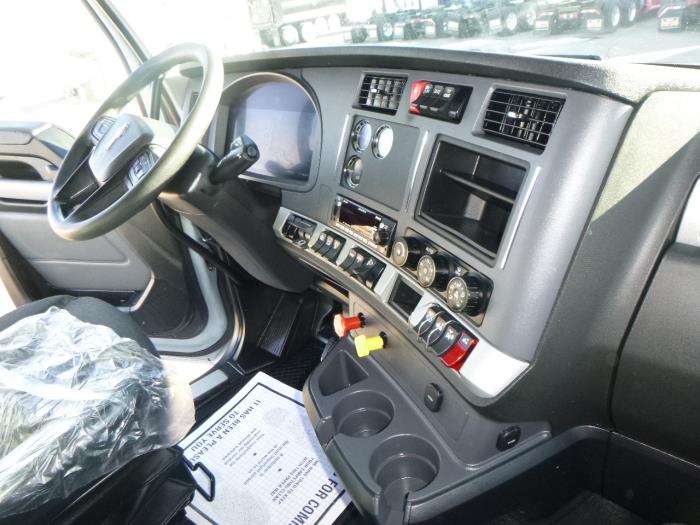 2022 Kenworth T680-9