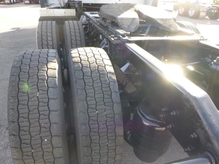 2022 Kenworth T680-24