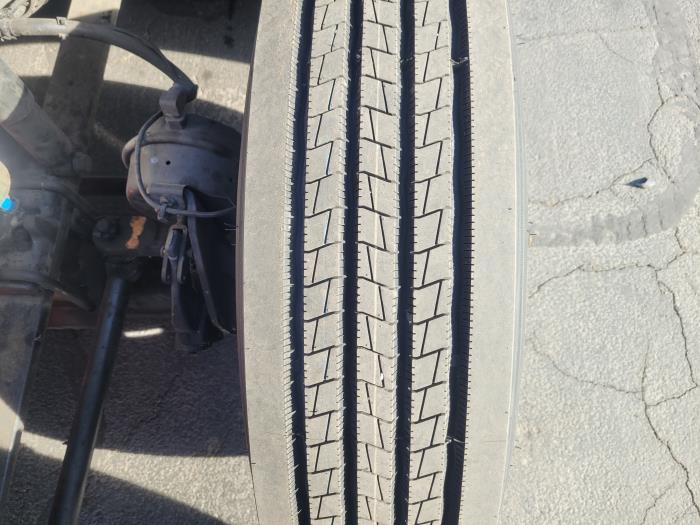 2022 International LT625-8