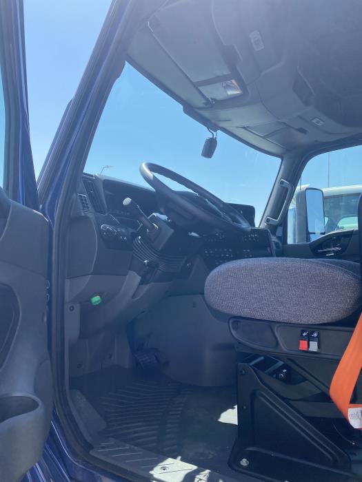 2025 International LT625-7