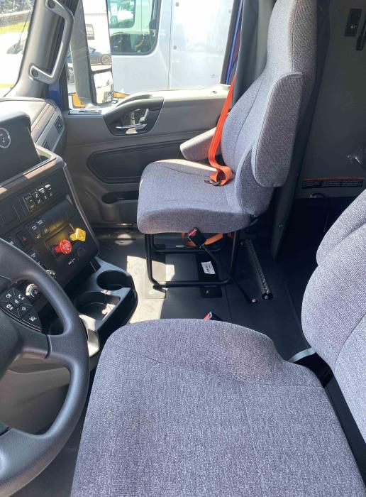 2025 International LT625-6