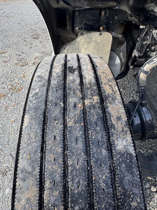 2020 Peterbilt 579-11