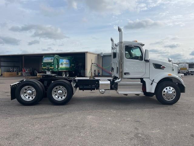 2026 Peterbilt 567-5