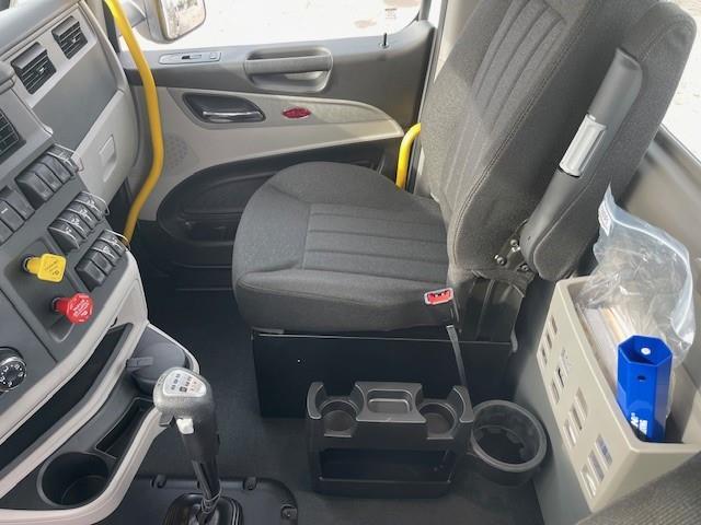 2026 Peterbilt 567-12