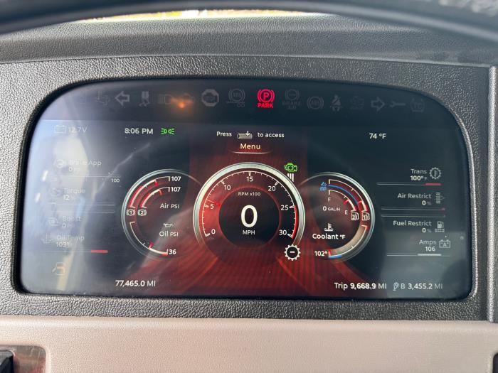 2023 Peterbilt 389-12