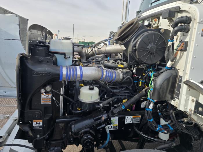 2020 Peterbilt 337-9