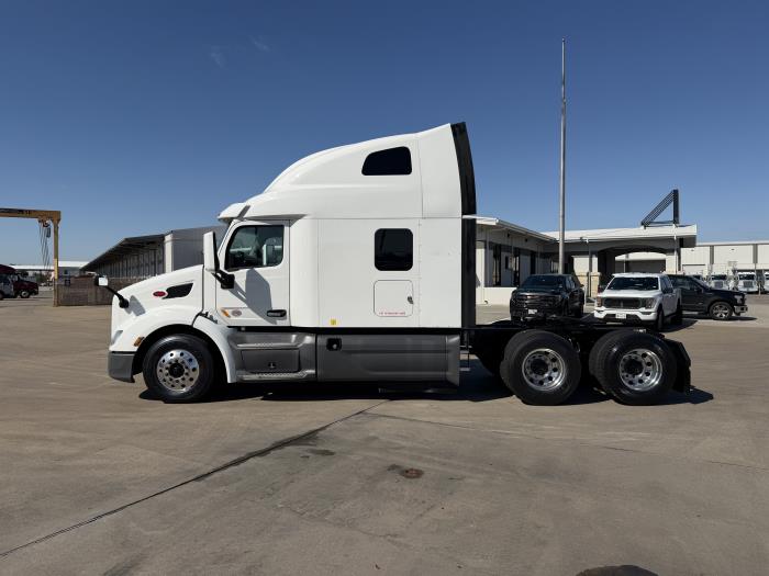 2021 Peterbilt 579-2