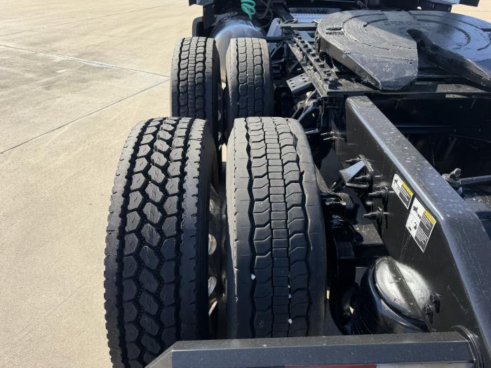 2021 Peterbilt 579-12