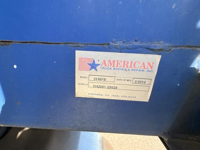 2018 Peterbilt 337-2